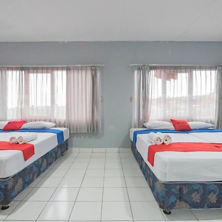 Hotel Reddoorz At Jalan Raya Lembang Padasul Exterior foto