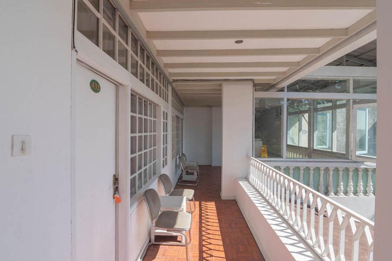 Hotel Reddoorz At Jalan Raya Lembang Padasul Exterior foto