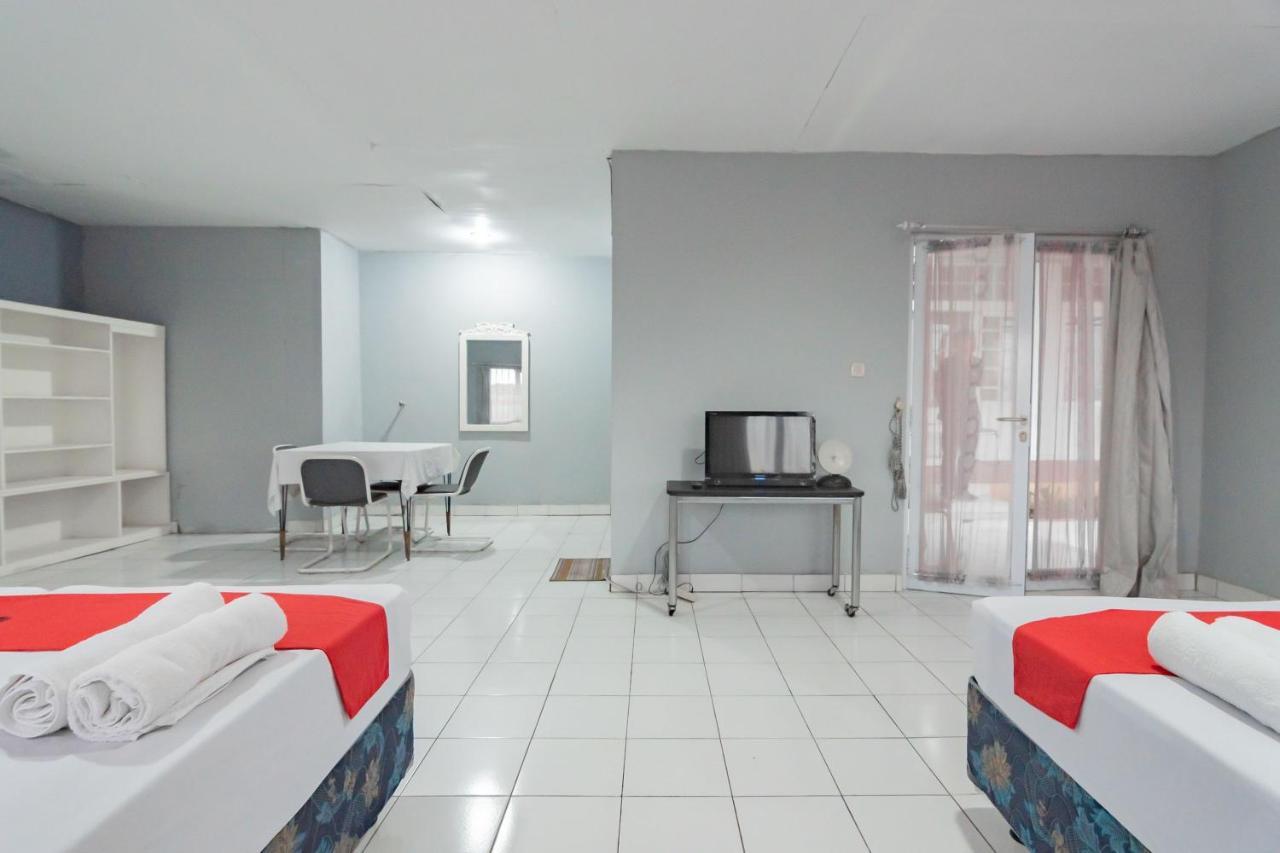 Hotel Reddoorz At Jalan Raya Lembang Padasul Exterior foto